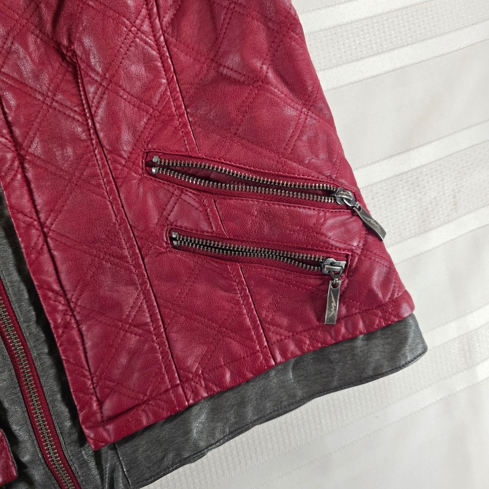 Montanaco Quilted Faux Leather Vest - Picture 2 of 8